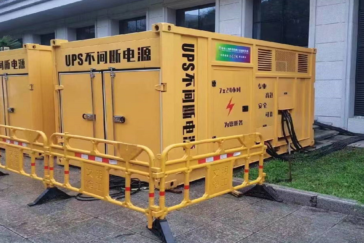 米脂发电机租赁施工现场